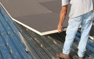 benefits of insulating Fogwatt flat roofing